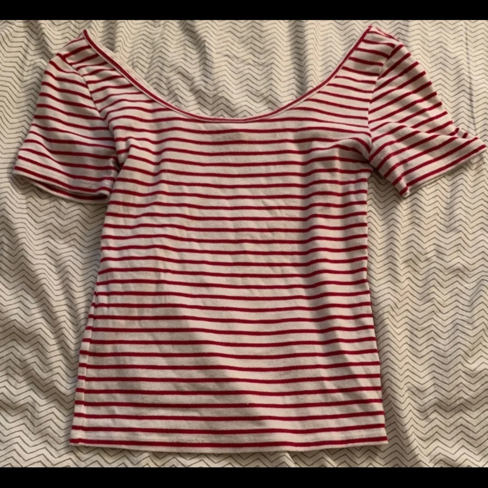 Cropped tee